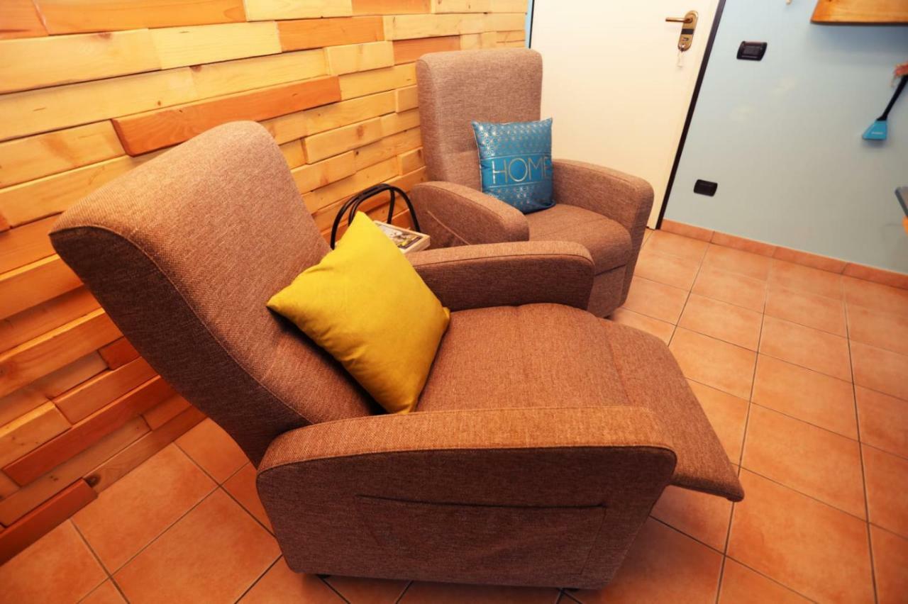 Ca' De' Mumi Apartment Luino Exterior photo